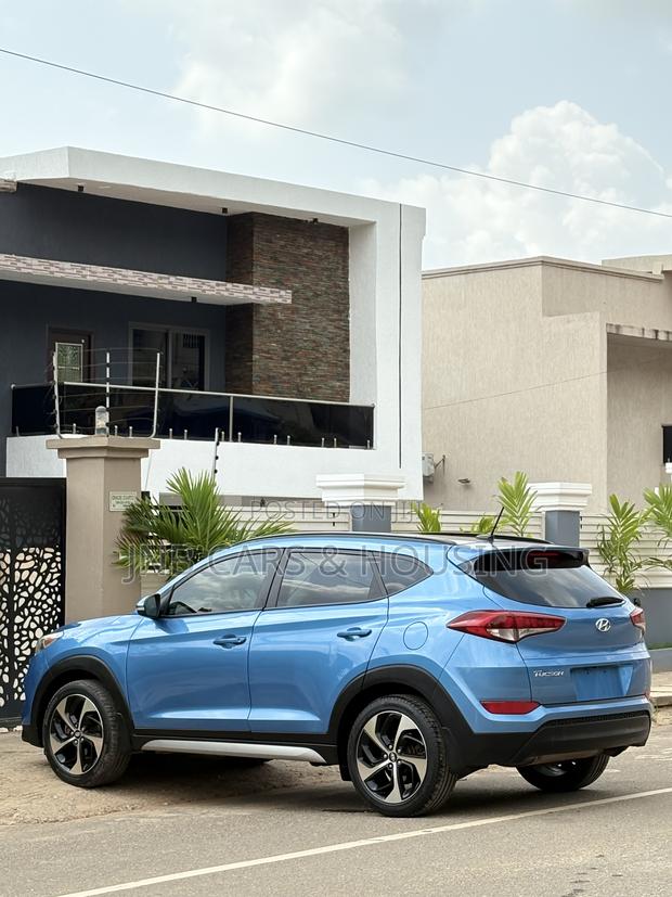 Hyundai Tucson 2017 Blue
