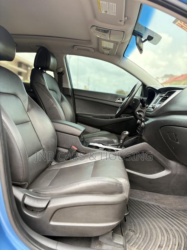 Hyundai Tucson 2017 Blue