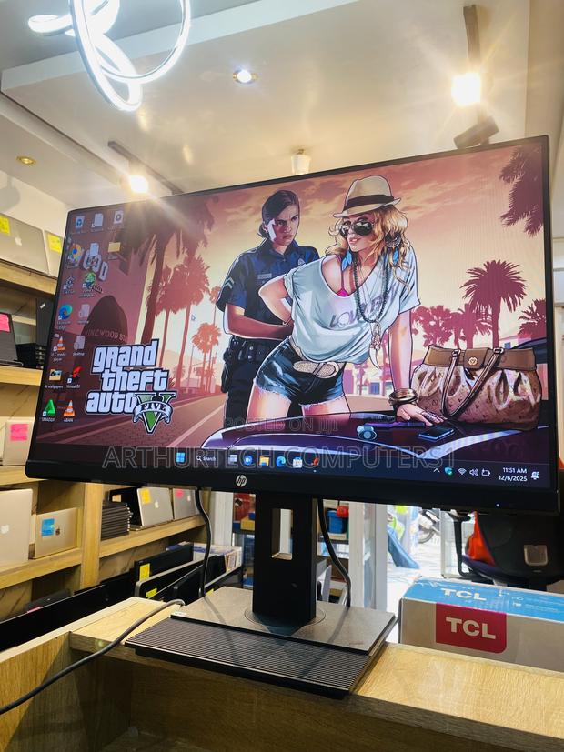 Hp Edgeless Monitor photo 2