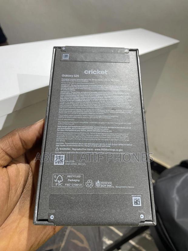 New Samsung Galaxy S25 128 GB Gray photo 3