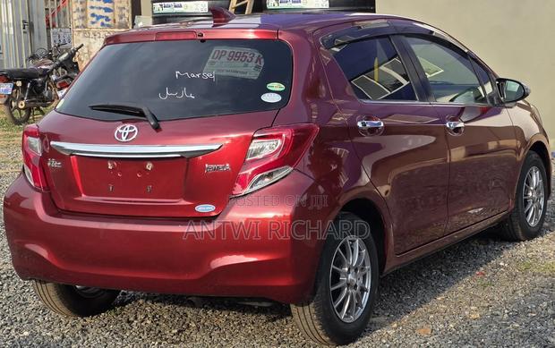 Toyota Vitz 1.3 AWD 3dr 2014 Maroon