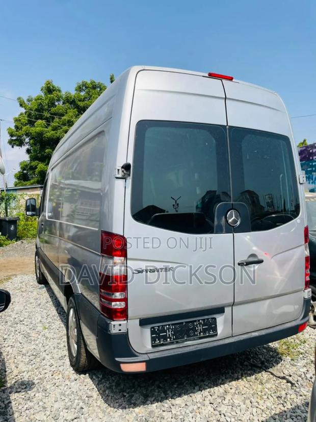 Mercedes-Benz Sprinter 2016 Silver