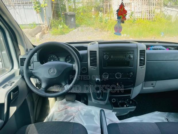 Mercedes-Benz Sprinter 2016 Silver