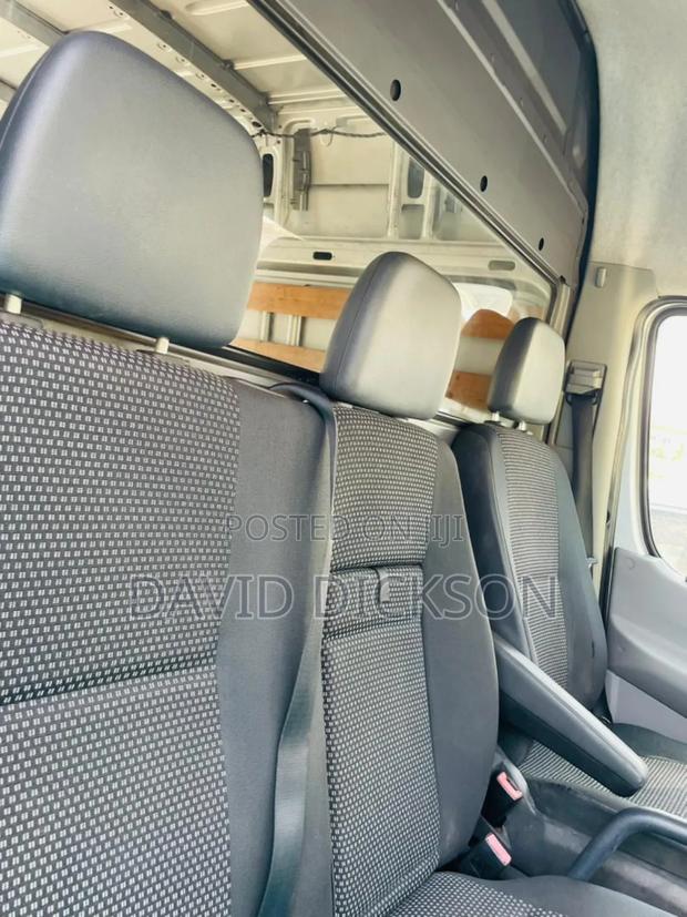 Mercedes-Benz Sprinter 2016 Silver