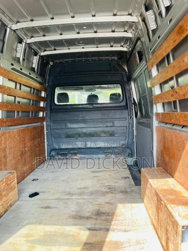 Mercedes-Benz Sprinter 2016 Silver