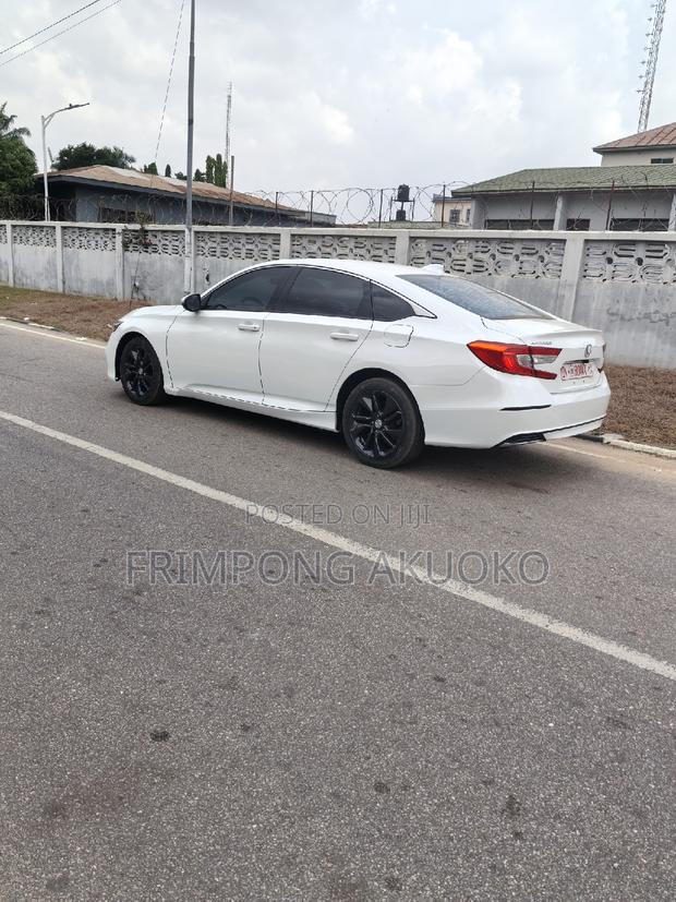 Honda Accord EX 2018 White