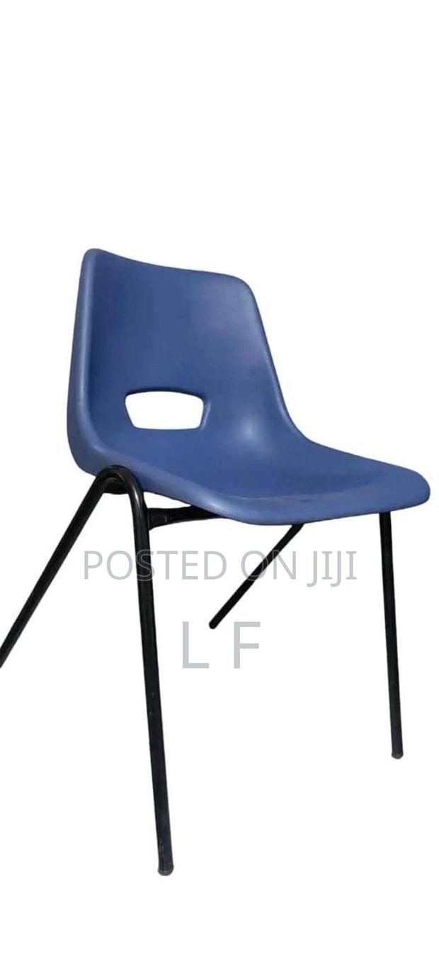 50 Heavy-Duty Uk Metal Chairs for Sale – Church, School Event Chairs · Photo 4