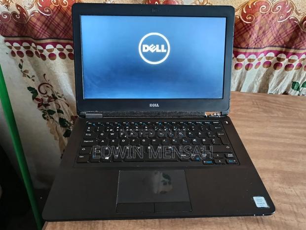 Laptop Dell Latitude 12 E5270 8GB Intel Core i5 SSD 256GB · Photo 2