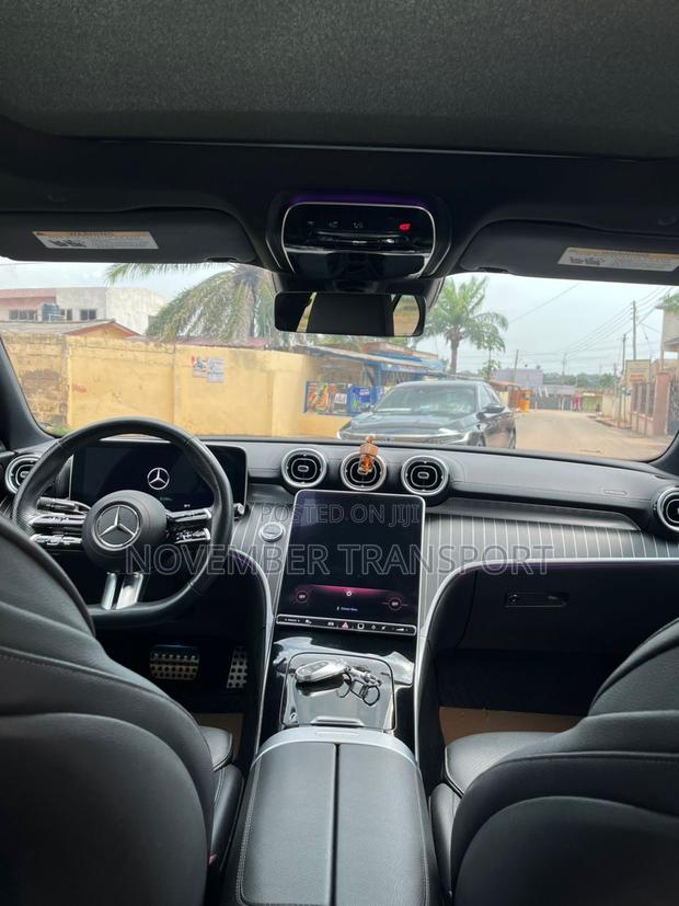 Mercedes-Benz C300 2023 White