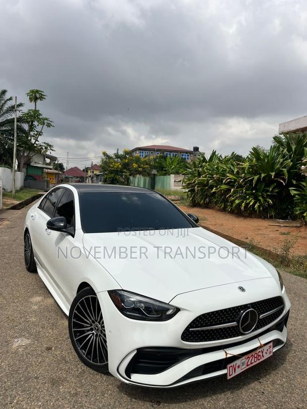 Mercedes-Benz C300 2023 White
