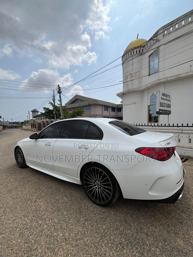 Mercedes-Benz C300 2023 White