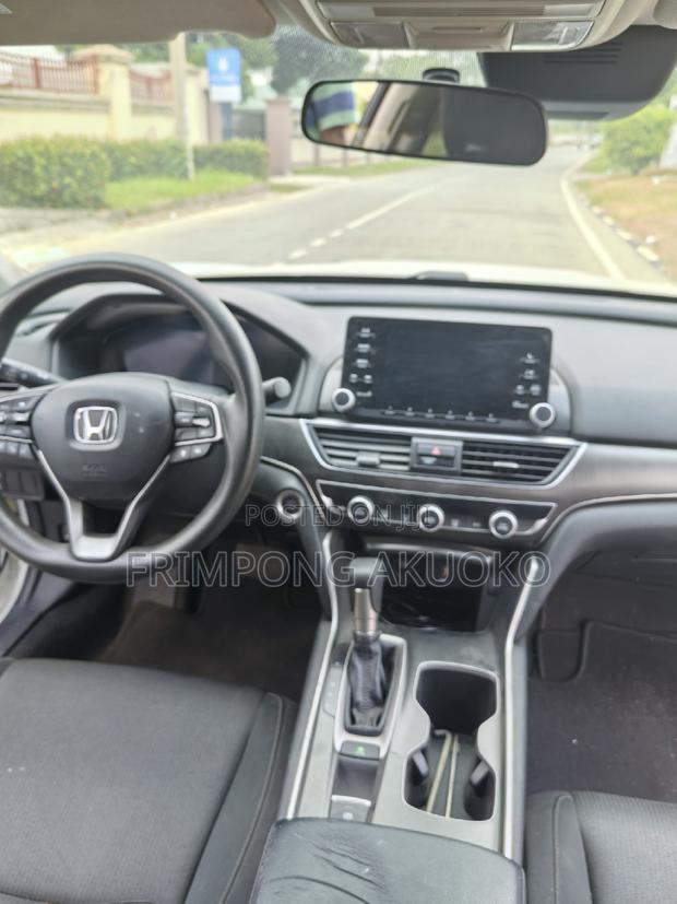 Honda Accord EX 2018 White