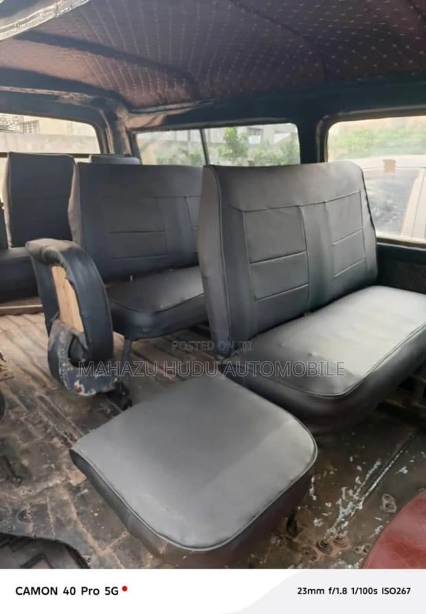 Hyundai H1 1999 Green