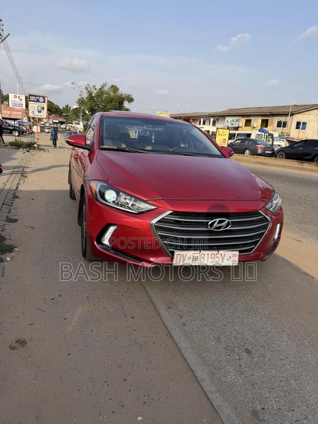Hyundai Elantra Limited Sedan FWD (2.0L 4cyl 6A) 2017 Red