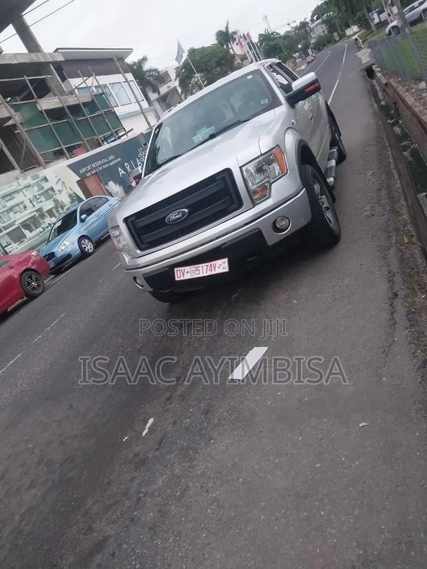 Ford F-150 FX4 4dr SuperCab 4WD 6.5 ft. SB (5.0L 8cyl 6A) 2014 Silver photo 4