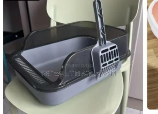 Cat Litter Box · Photo 2
