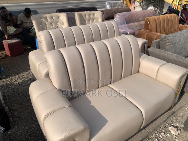Royal Comfort Sofa photo 2