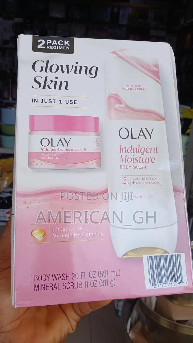 Olay Glowing Skin Mineral Scrub and Body Wash · Photo 4