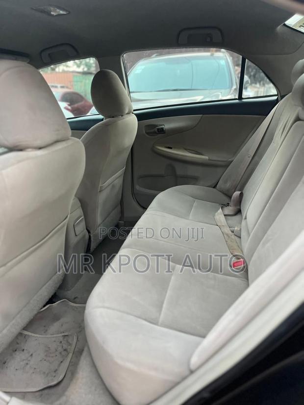 Toyota Corolla 2013 Black