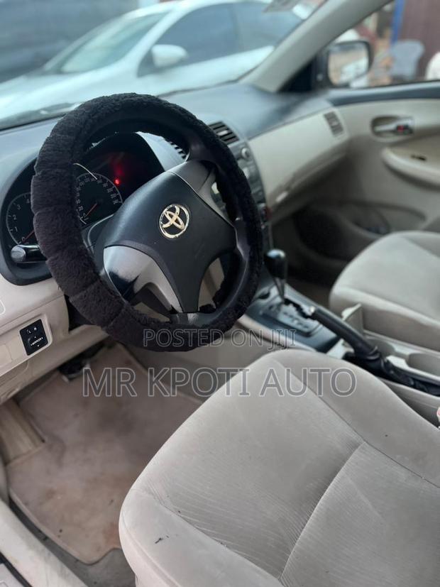 Toyota Corolla 2013 Black