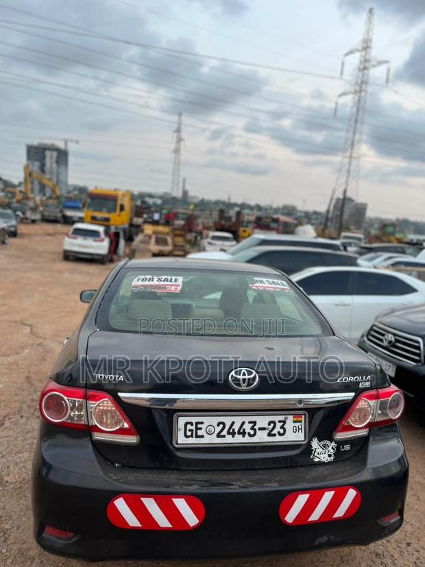 Toyota Corolla 2013 Black