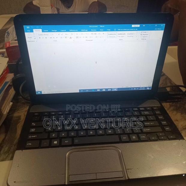 Laptop Toshiba 4GB Intel Core I3 HDD 500GB