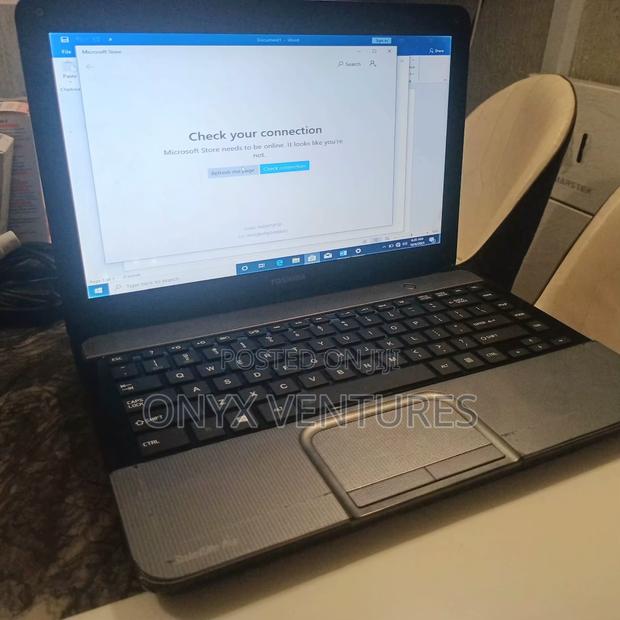 Laptop Toshiba 4GB Intel Core I3 HDD 500GB
