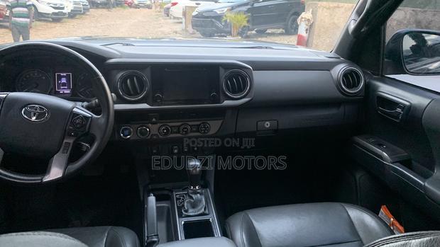 Toyota Tacoma TRD Off Road 2018 Gray