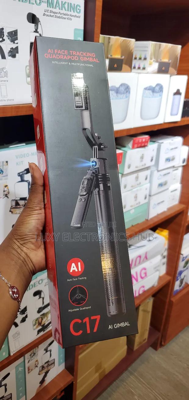 C17 Ai Tracking Tripod · Photo 4
