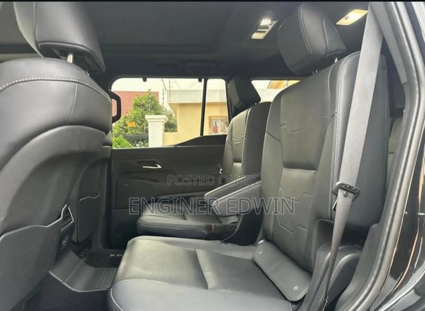 Lexus GX 550 Luxury+ 4WD 2025 Black photo 4