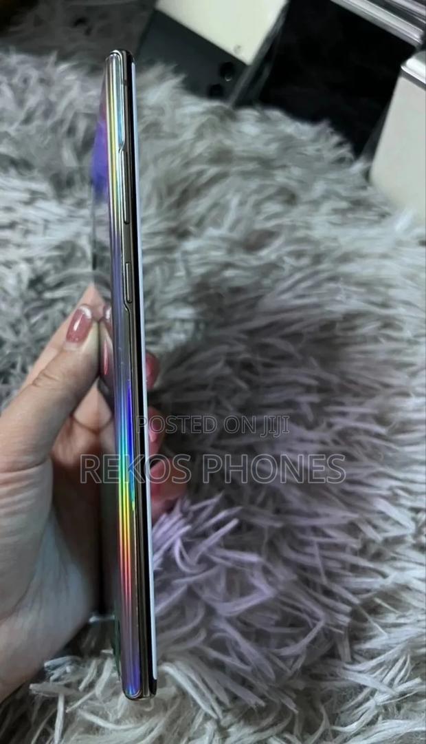 New Samsung Galaxy Note 10 5G 256 GB Silver photo 3