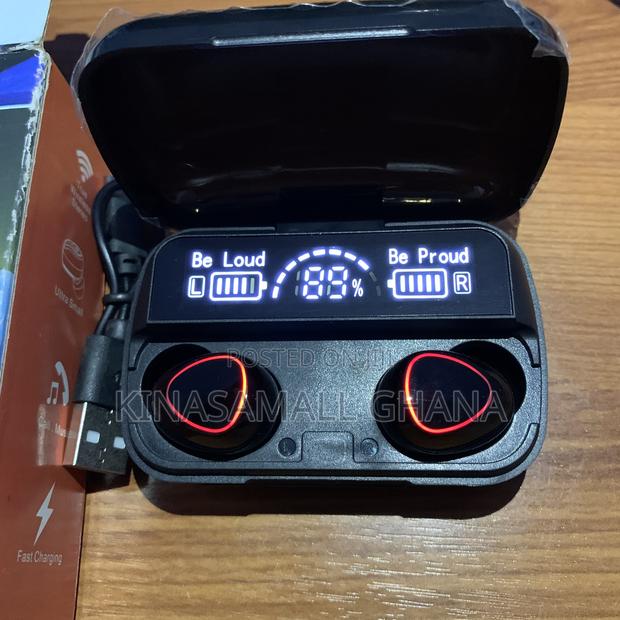 M10 V5.3 Wireless Earbuds – Powerful Bass + Led Smart Display photo 2