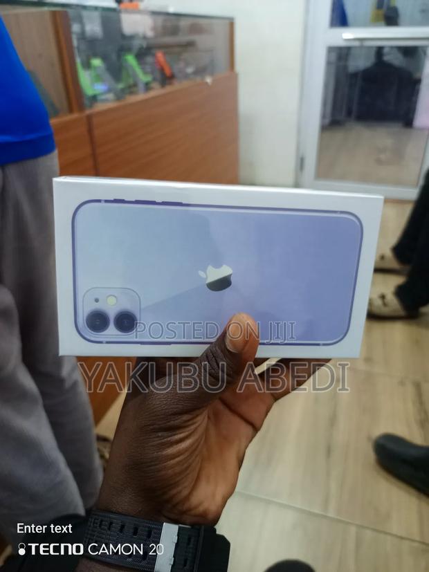 New Apple iPhone 11 128 GB Purple