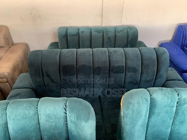 A Royal Comfort Sofa, Very Beautiful With a Golden Design photo 2
