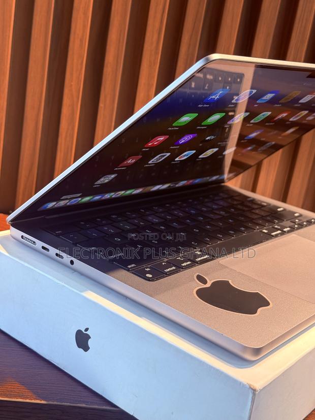 Laptop Apple MacBook Pro 2023 M3 Pro 14-inch 8GB Apple M3 Pro SSD 512GB photo 5