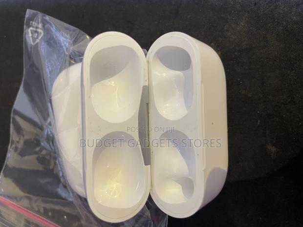 Original Airpods Pro 2/3 Charging Case