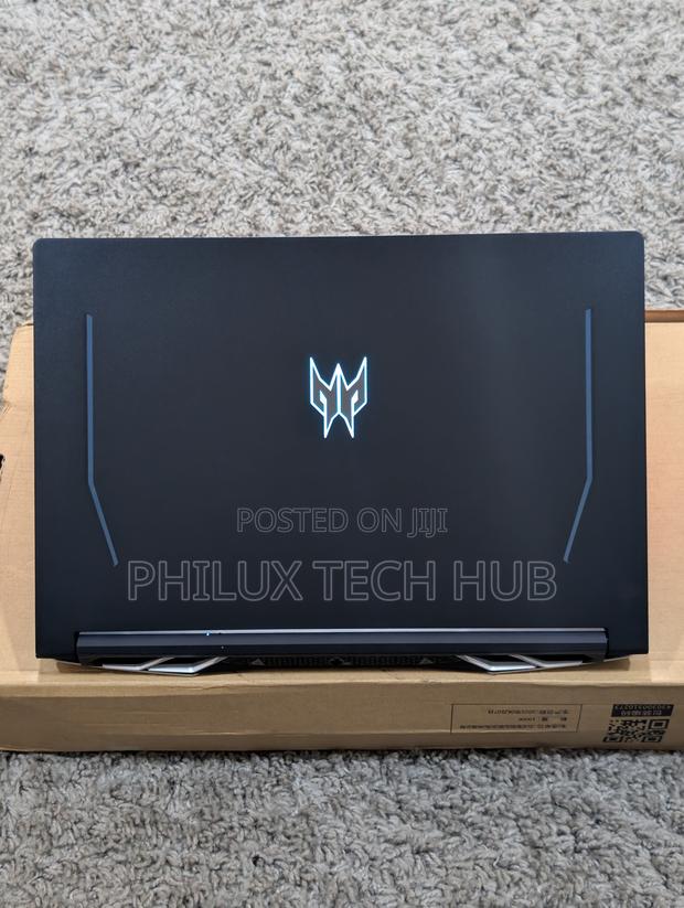 New Laptop Acer Predator Triton 300 32GB Intel Core i9 SSD 1T