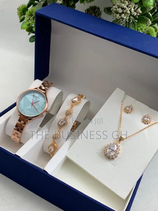 Ladies Watch With Bracelet and Necklace photo 7