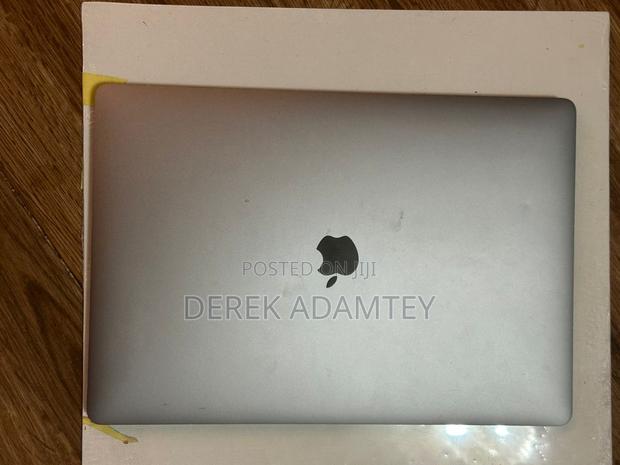 Laptop Apple MacBook Pro 2019 16GB Intel Core I7 SSD 512GB · Photo 4