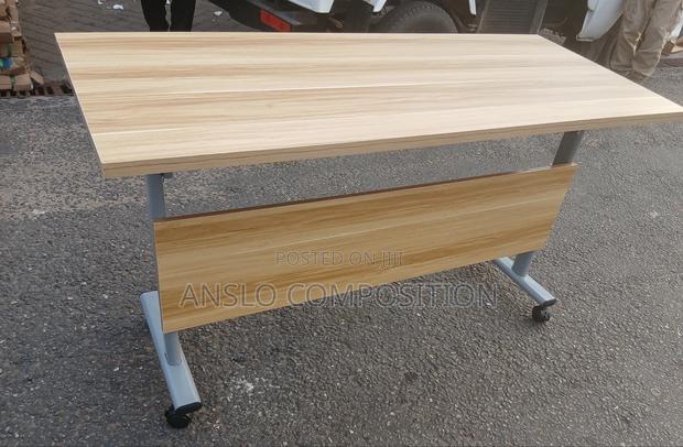 Morden Ict Lab Movable Table · Photo 4