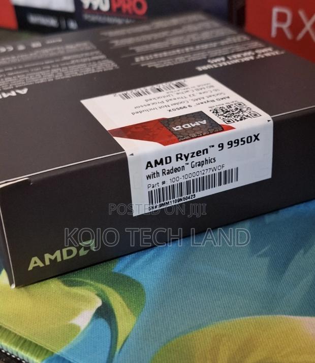 Amd Ryzentm 9 9950x 16-core, 32-thread Unlocked Desktop Processor · Photo 4