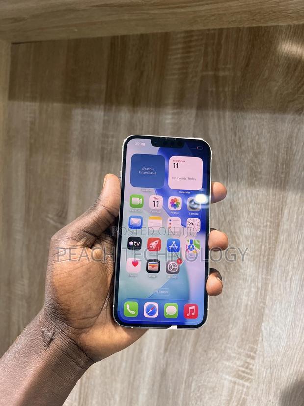 Apple iPhone 13 Pro 128 GB Gold photo 2