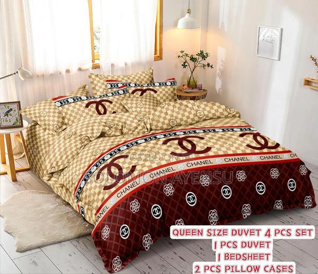 Original Queen Size Duvet 4 Pieces Set Available in Different Colours photo 3