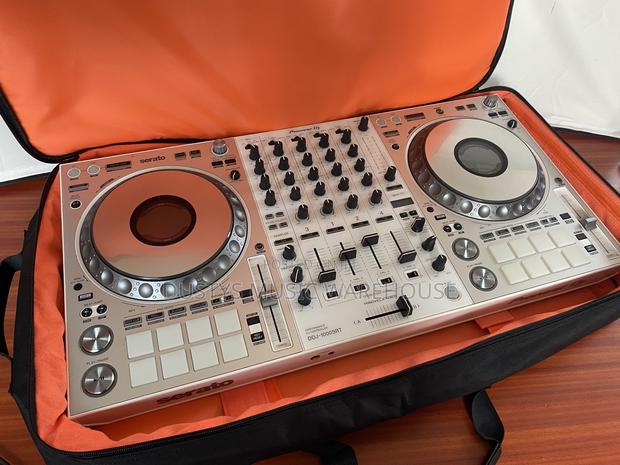 Pioneer DDJ Dj 1000srt White Edition W Bag photo 3