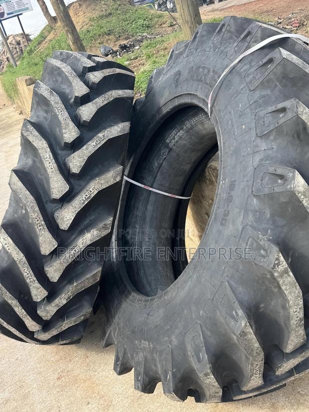 Tractor Big Tire photo 6