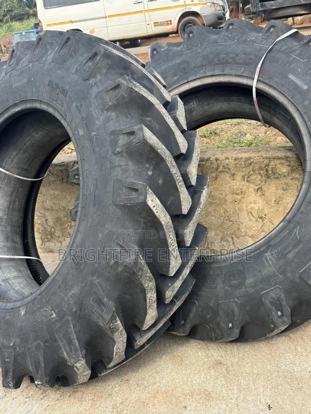 Tractor Big Tire photo 5