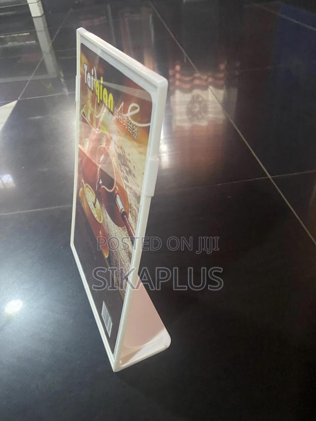 A4 Size L-Shaped Table Talker · Photo 4