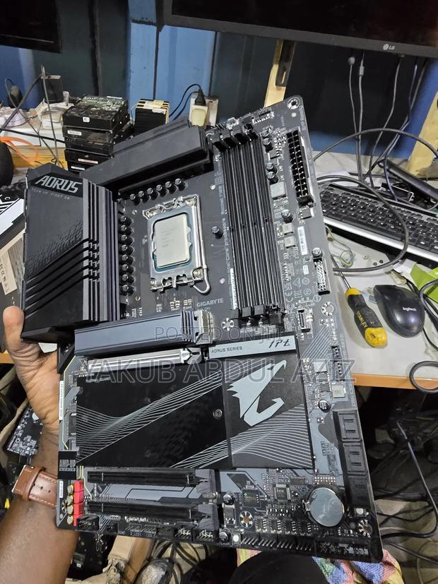 I9 14th Gen Board and Processor + Ddr5 32gig Ram photo 6