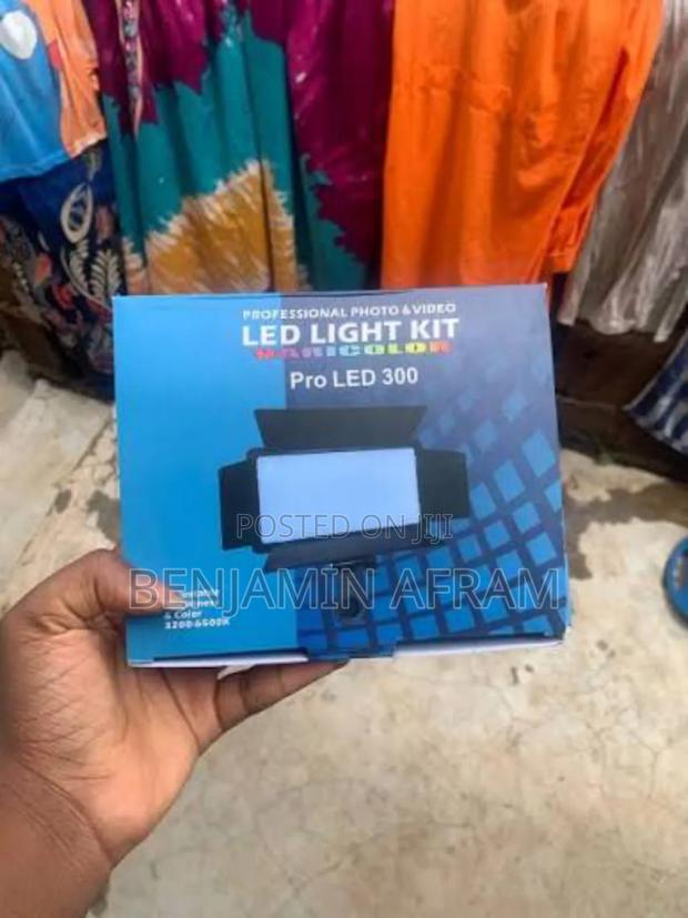 Multi-Colored Desktop Video Light photo 2