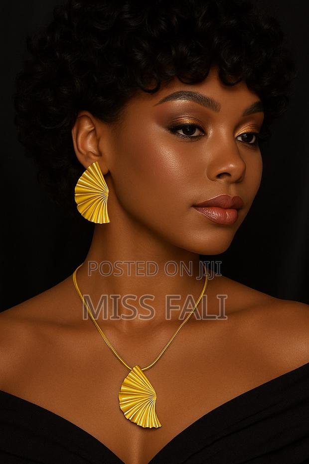 Statement Jewelry Set · Photo 4